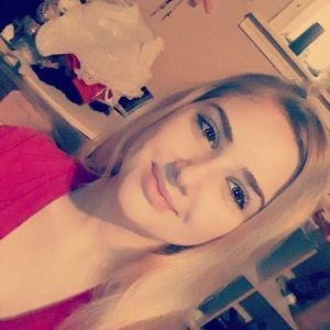 Meet your Posher, Layla